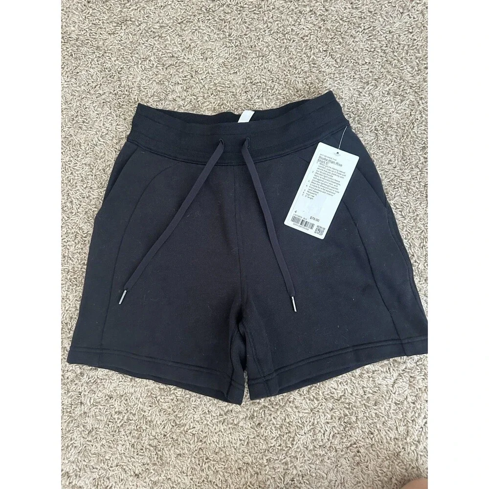 Lululemon Scuba Mid-Rise Fleece Drawstring Shorts Pockets Stretch Black Sz 4